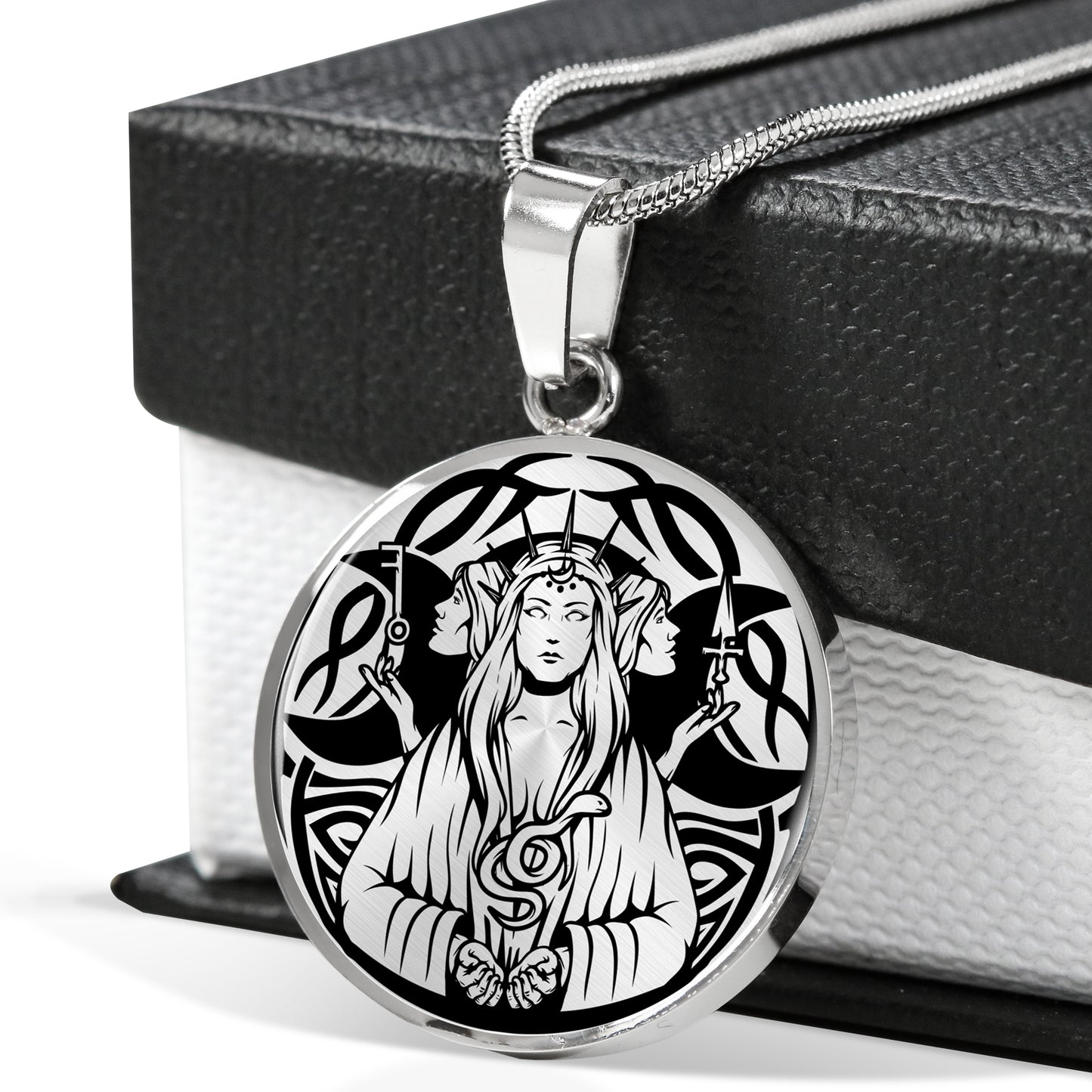 Hecate Necklace - Triple goddess